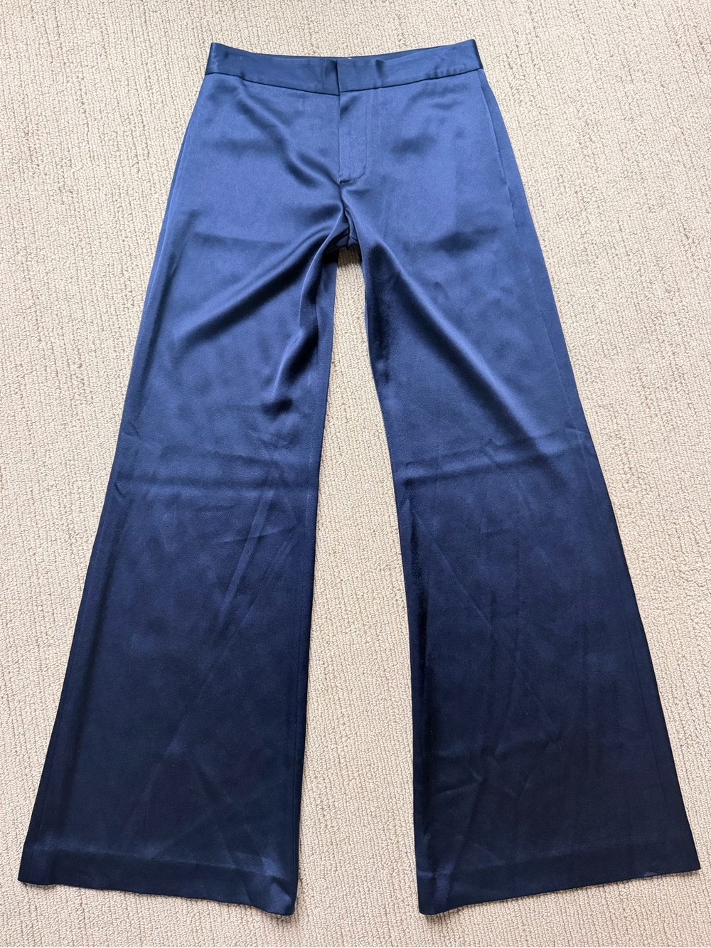 ALICE & OLIVIA Stunning Deep Navy Satin Flare Trouser Pants 4 NWT $350!!